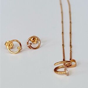Elegant Gold Jewelry Set